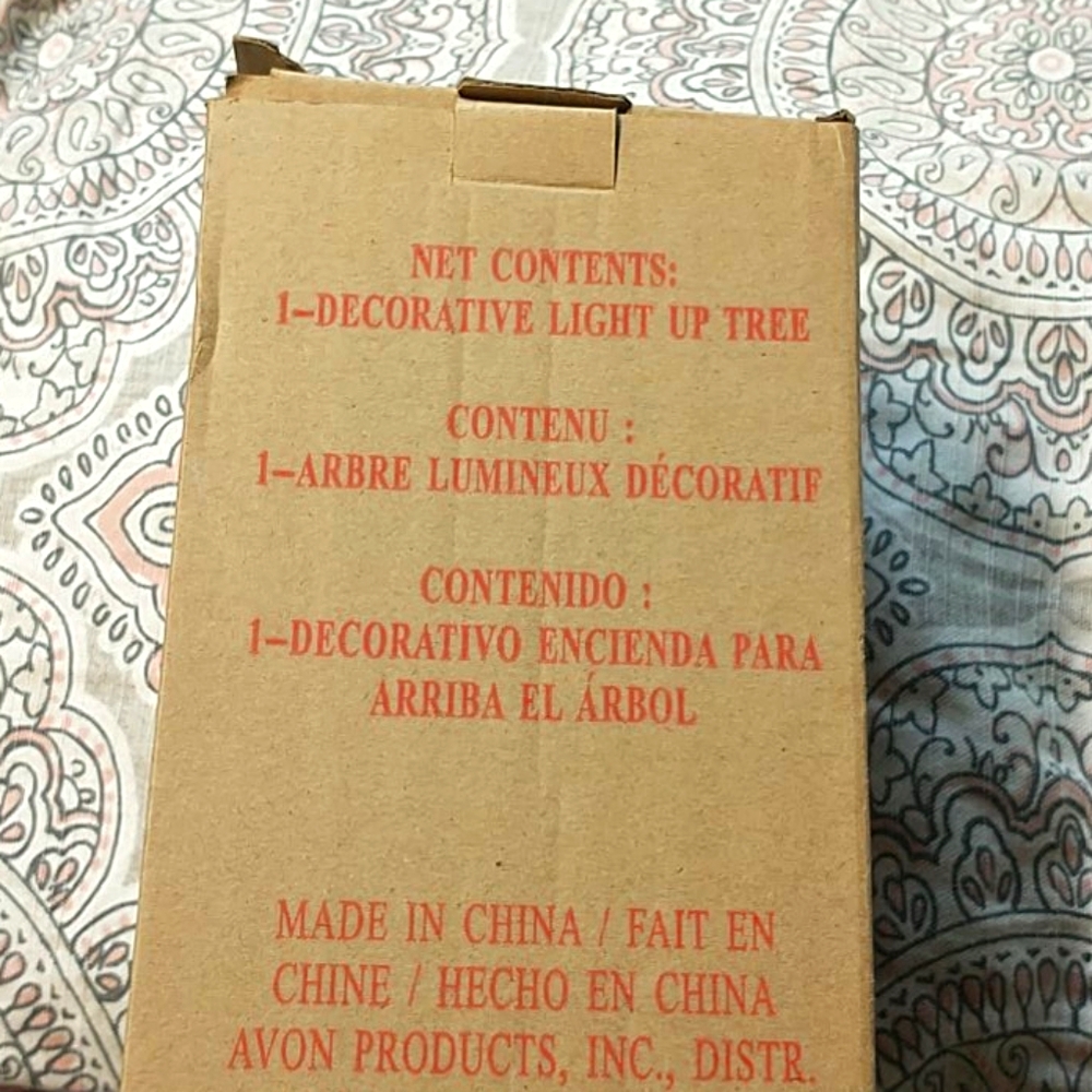 Decorative light up tree